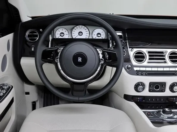 RollsRoyceGhostdashboard