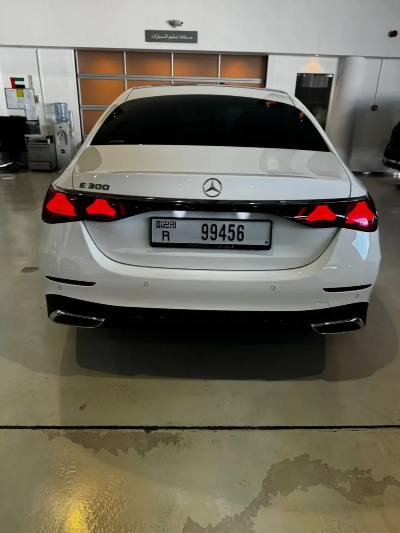 Mercedese300rentaldubaibyproxluxuryrentalsbv