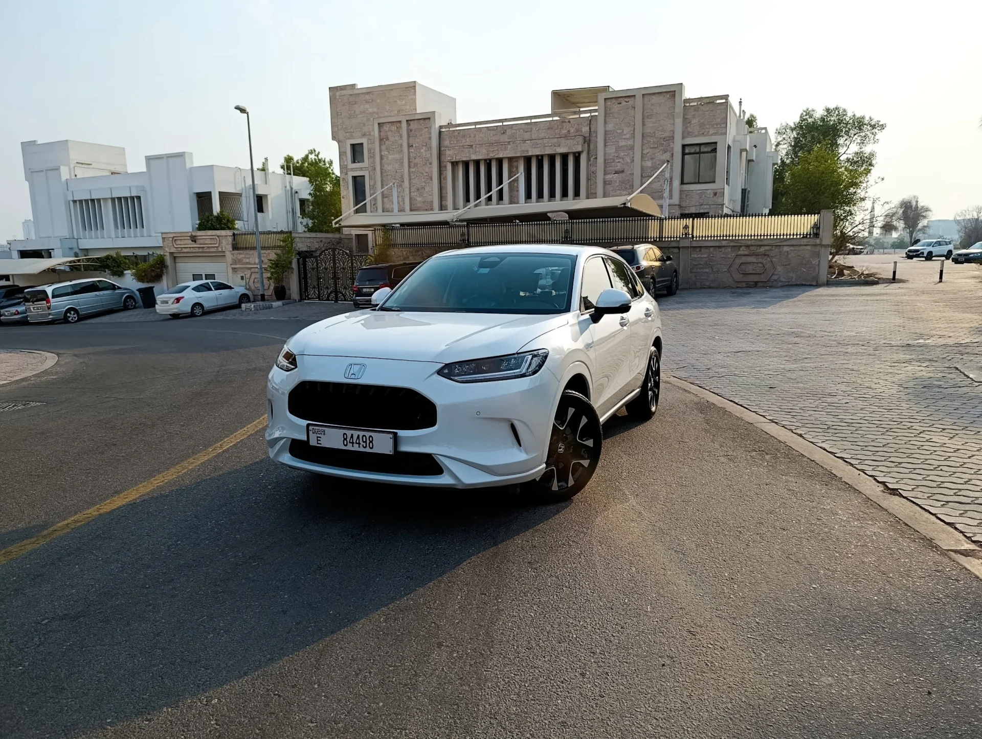 Hondazrvrentaldubaibyproxluxuryfsv