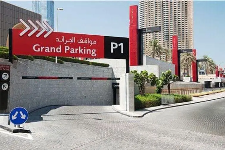 Dubai Mall Grand Parking