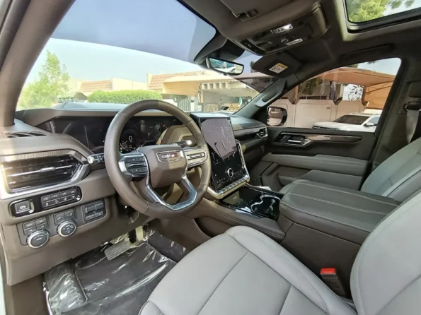 Gmcyukonelevationrentaldubaibyproxluxuryfrontseatsview