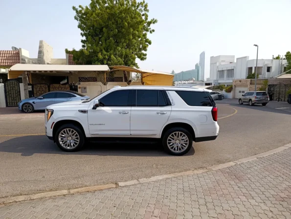 Gmcyukonelevationrentaldubaibyproxluxurylsv