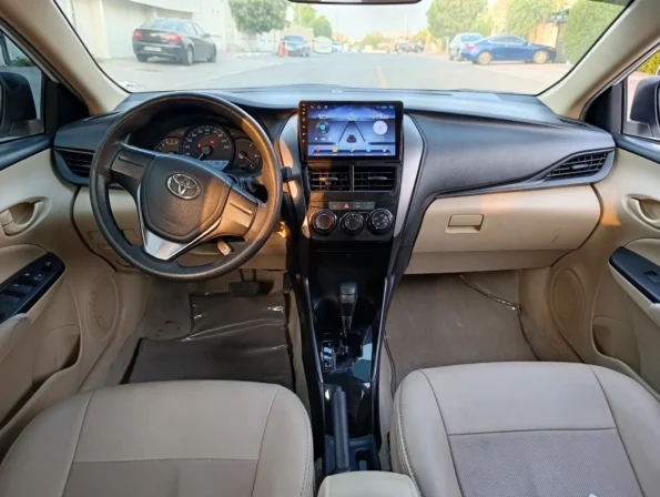 Toyotayarisrentaldubaibyproxinterior