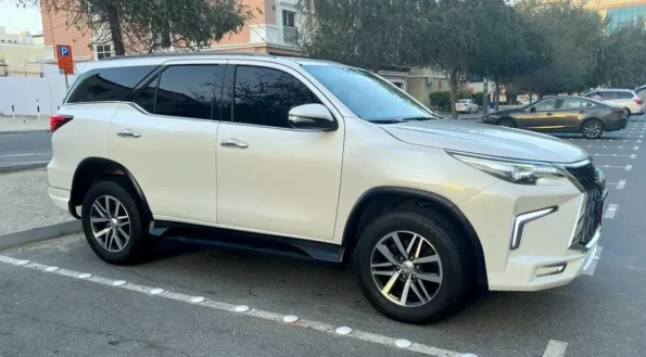 Toyotafortunerrentalbyproxluxurysv