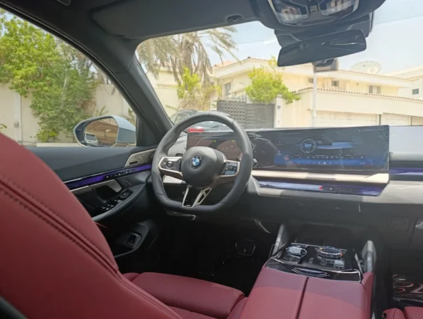 Bmw520iforrentdubaibmw5seriesrentalbyproxluxruyfi
