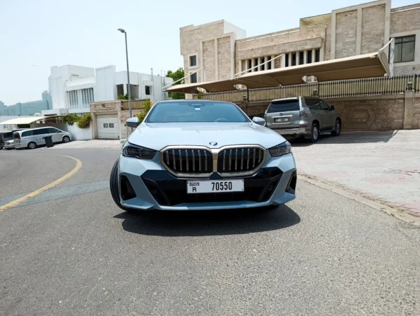 Bmw520iforrentdubaibmw5seriesrentalbyproxluxruyfv