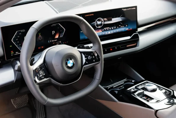 Bmw520steeringv