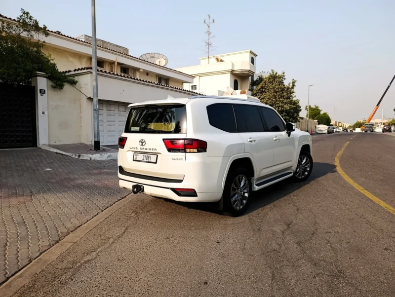 Toyotalandcruiserrentaldubaibyproxluxurybacksideview