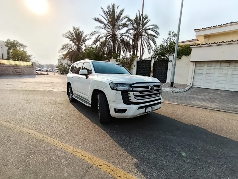 Landcruisergxrrentaldubaibyproxluxuryfsv