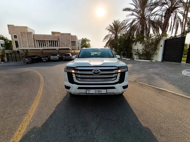Landcruisergxrrentaldubaibyproxluxuryfv