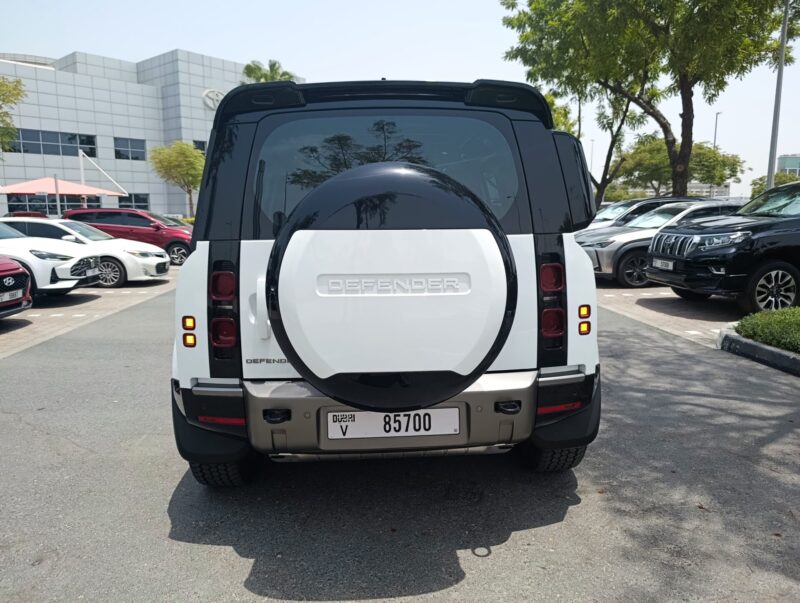 Landroverdefenderrentaldubaibyproxluxuryrentalnewbv