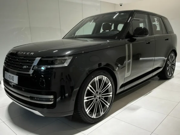 Rangerovervogueblackrentaldubaibyproxluxury